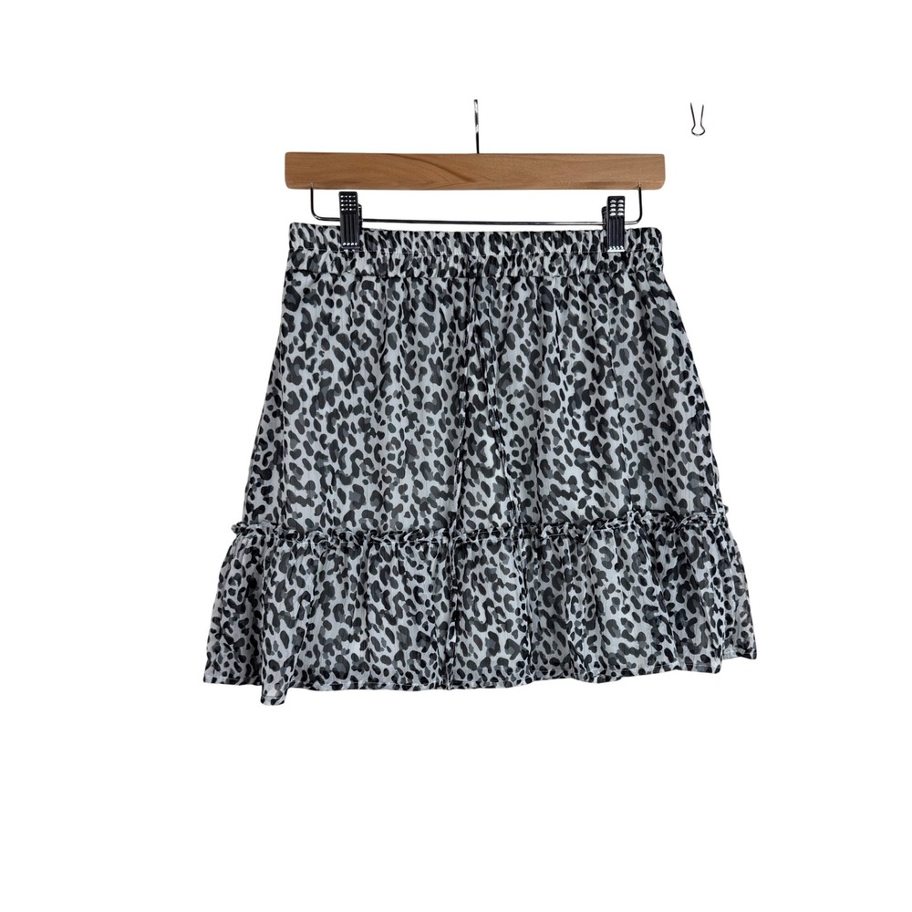 Trixxi‎ Leopard Print Ruffle Mini Skirt size Medium Black/White